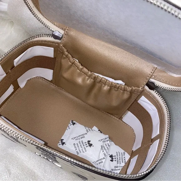 Coach leather Cosmetic Case With Cherry Print New with tags - Picture 10 of 14